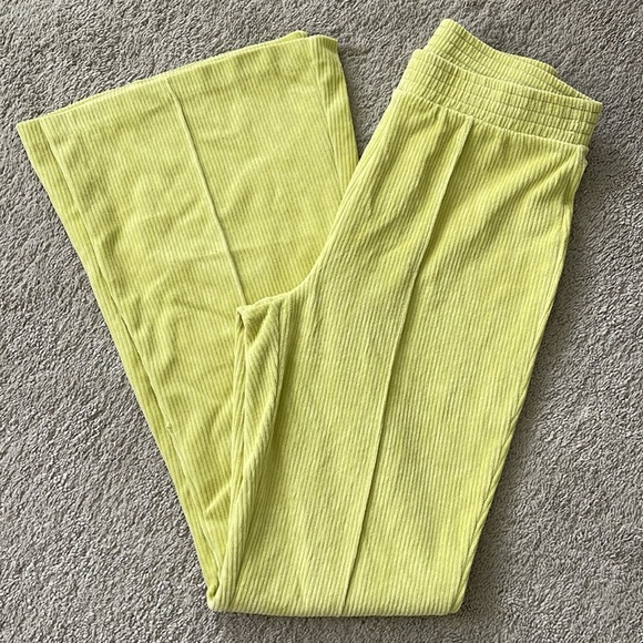 Aerie High Waisted Ribbed Flare Pants - Picture 3 of 4